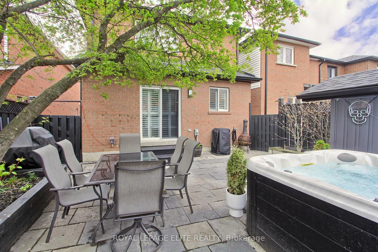 10, Stella, Bolton East, Caledon