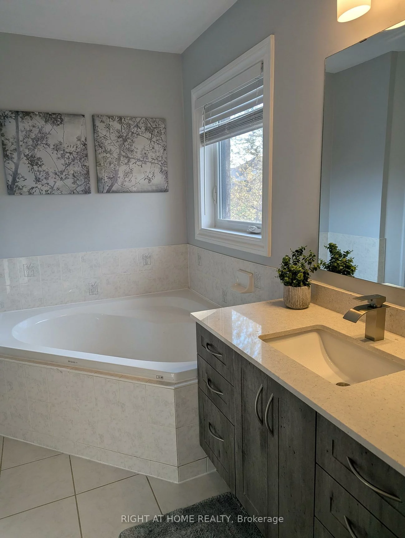 12, Frustac, Bolton East, Caledon