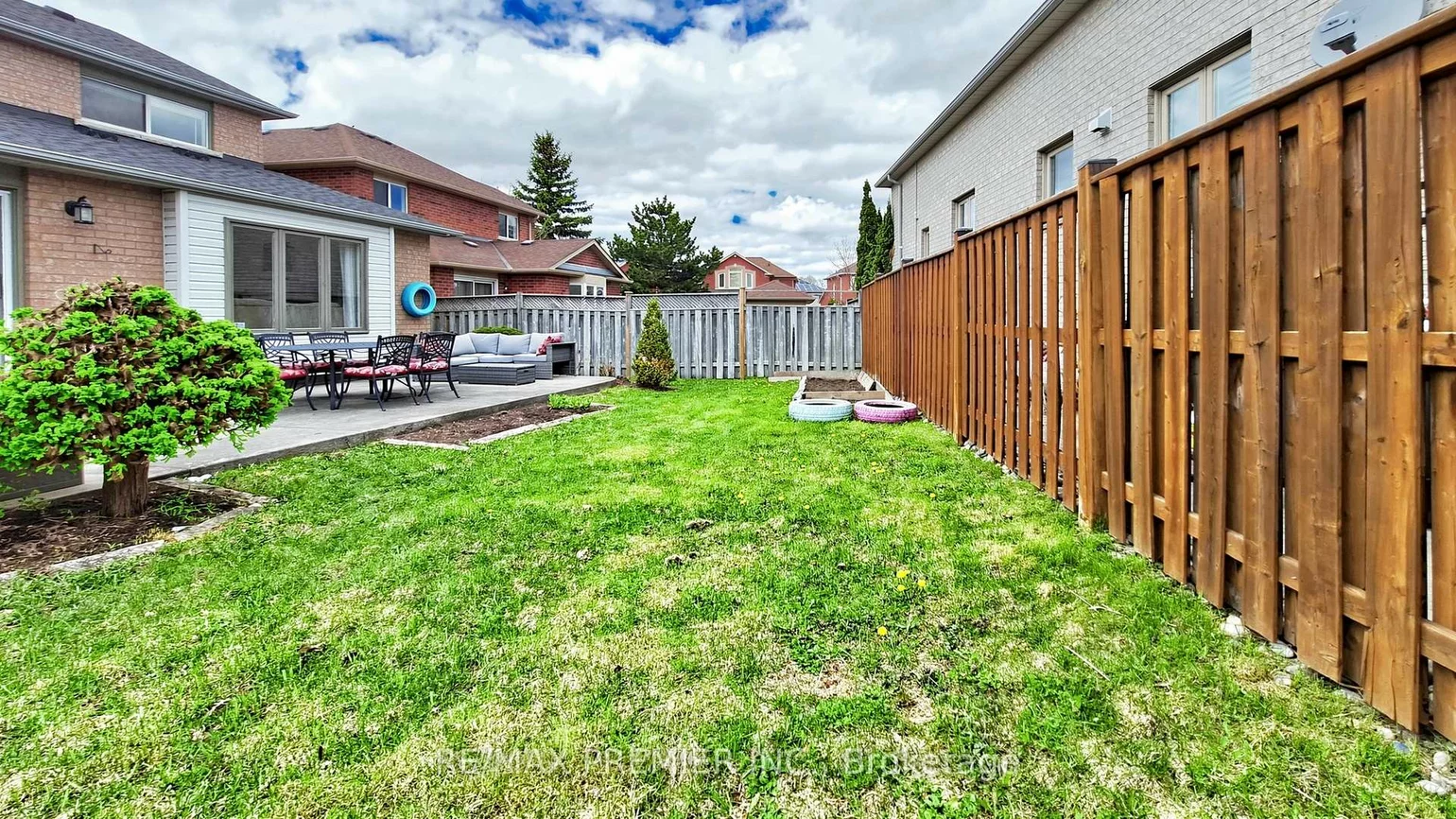 6, Terrastone, Bolton West, Caledon