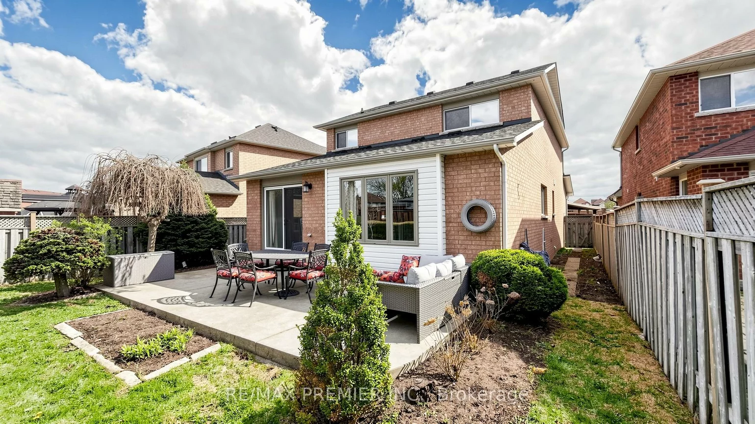 6, Terrastone, Bolton West, Caledon