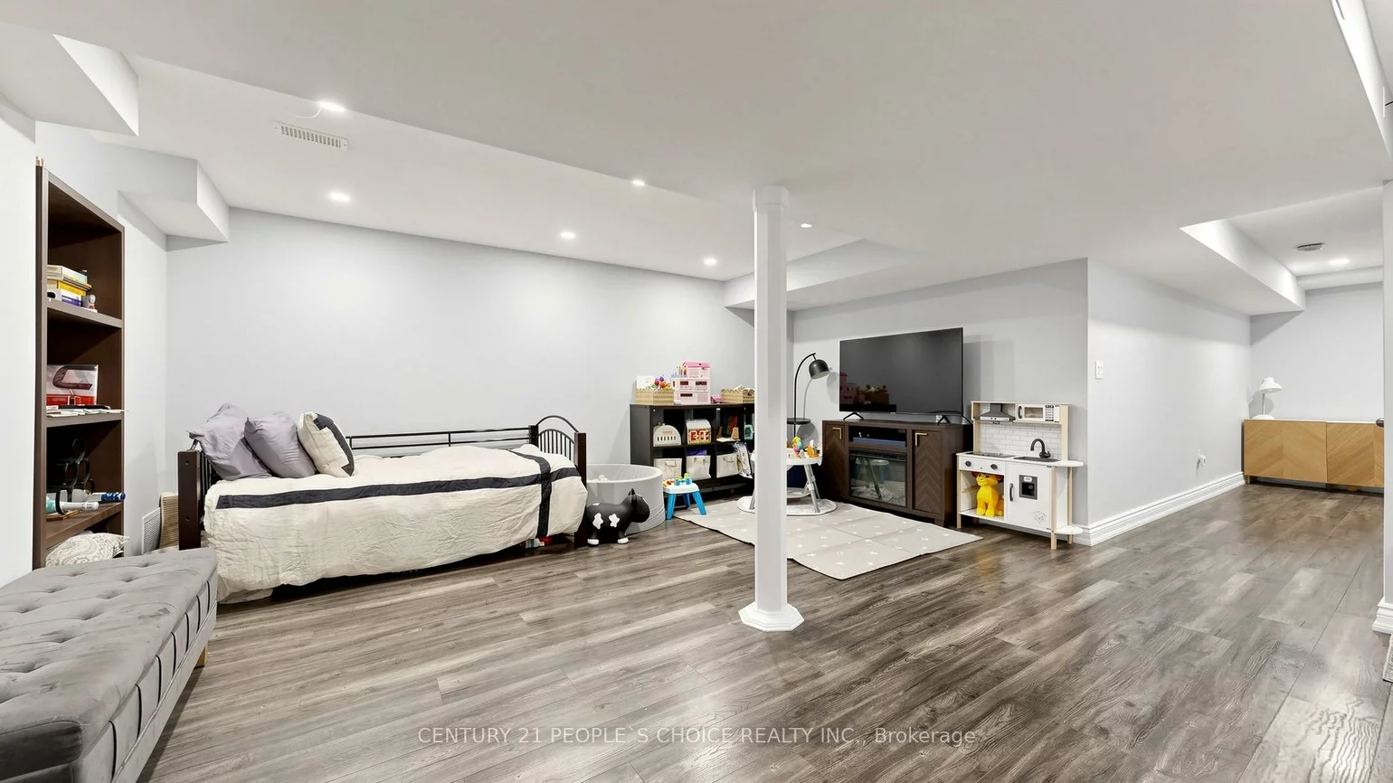 3, Manorwood, Bolton North, Caledon