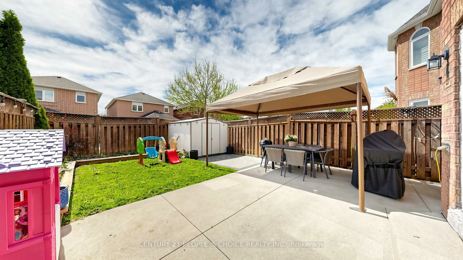 3, Manorwood, Bolton North, Caledon