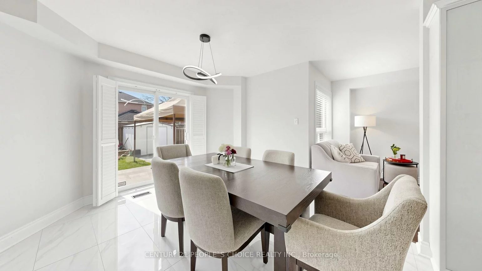 3, Manorwood, Bolton North, Caledon