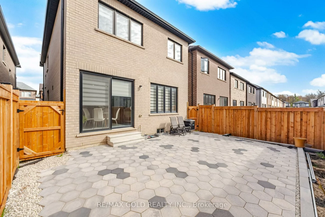 28, Calabria, Rural Caledon, Caledon