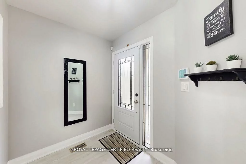 57, Humbershed, Bolton West, Caledon