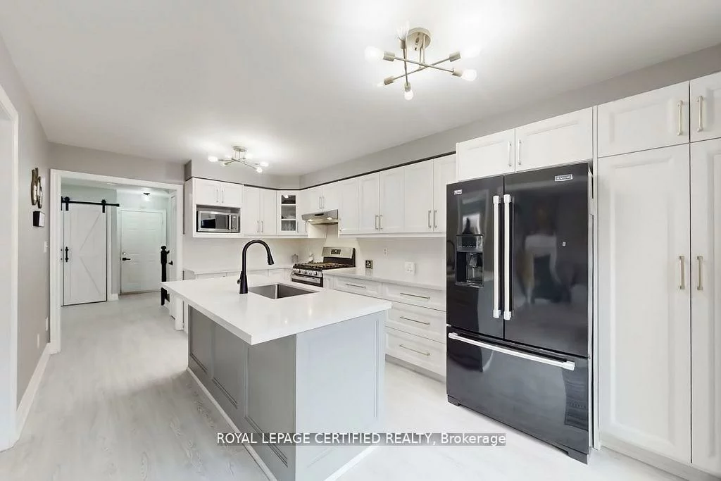 57, Humbershed, Bolton West, Caledon