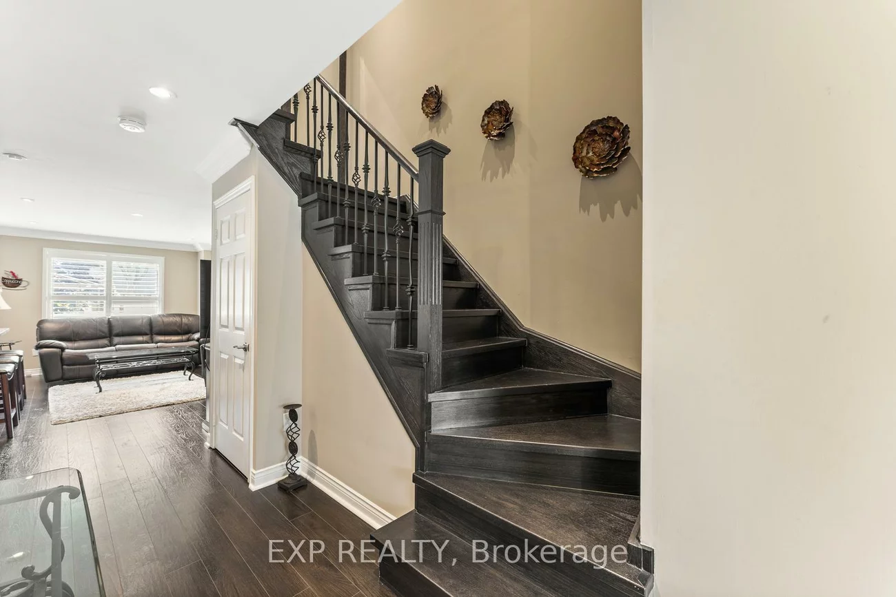 46, Waterbury, Bolton East, Caledon