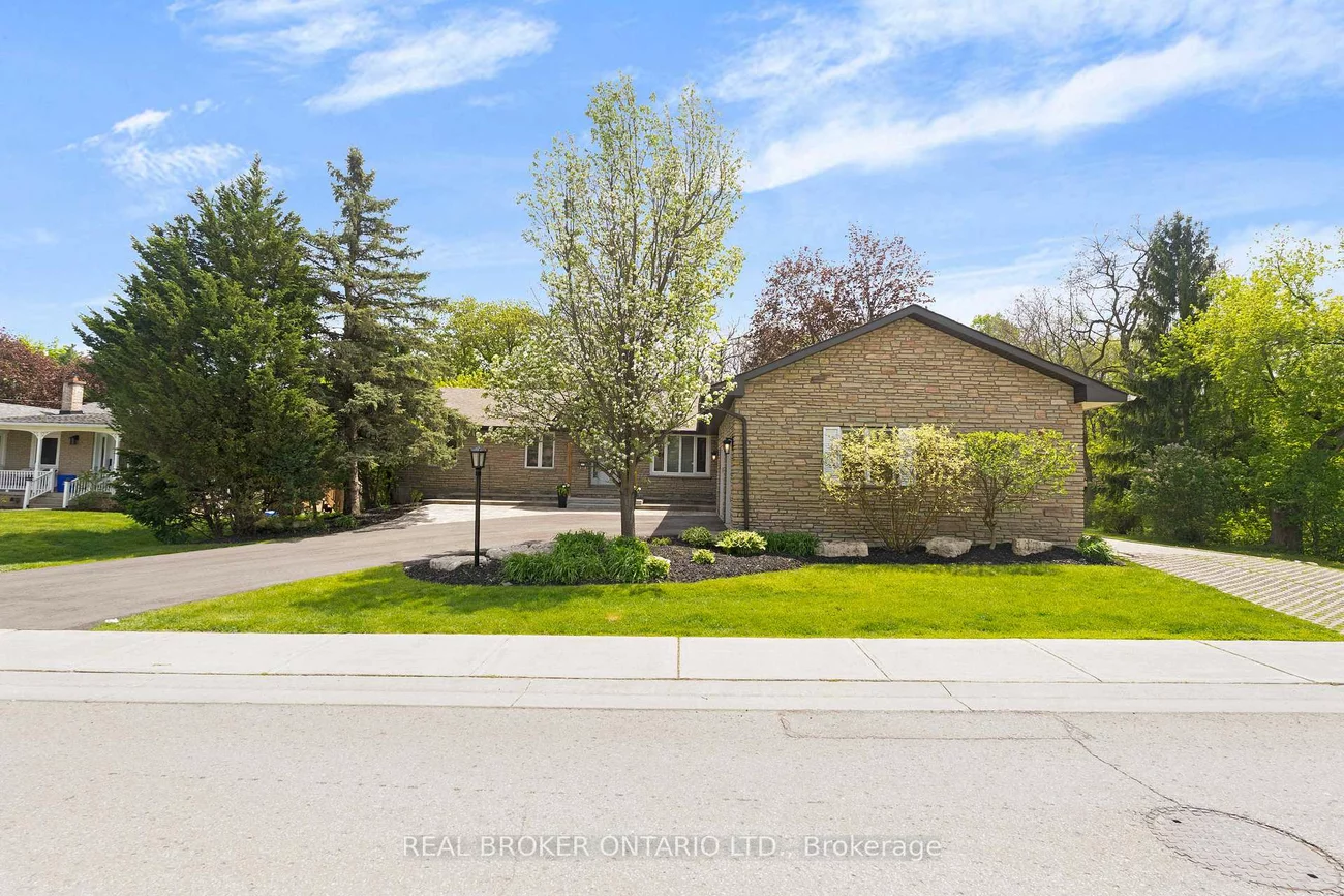44, Hickman, Bolton West, Caledon