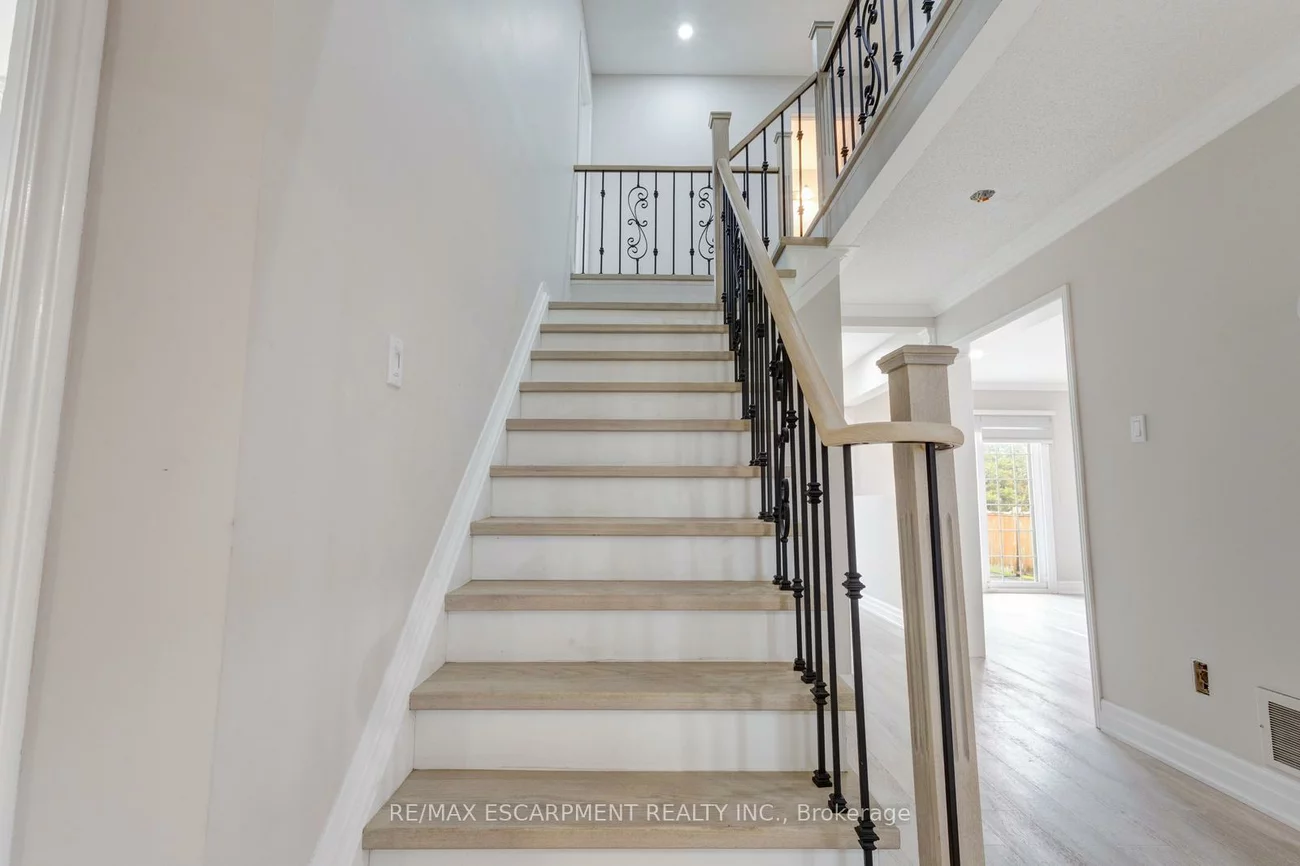 18555, Hurontario, Caledon Village, Caledon
