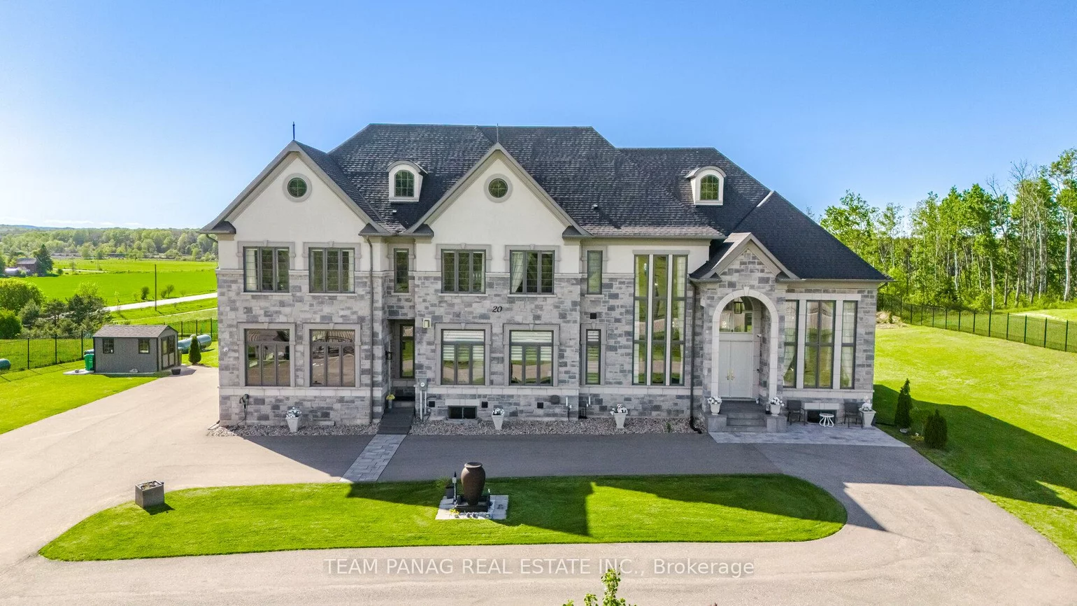 20, Stinson, Palgrave, Caledon