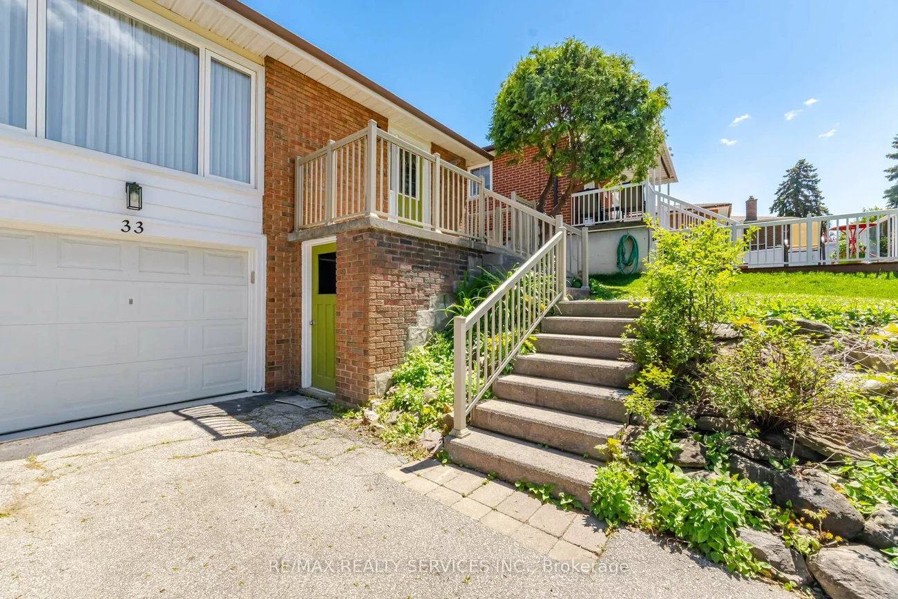 33, Hesp, Bolton West, Caledon