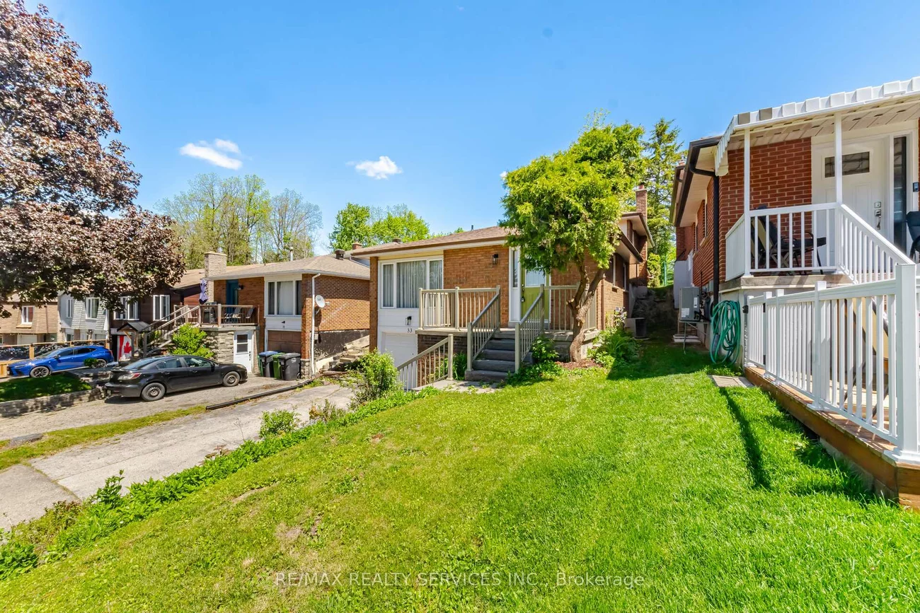 33, Hesp, Bolton West, Caledon