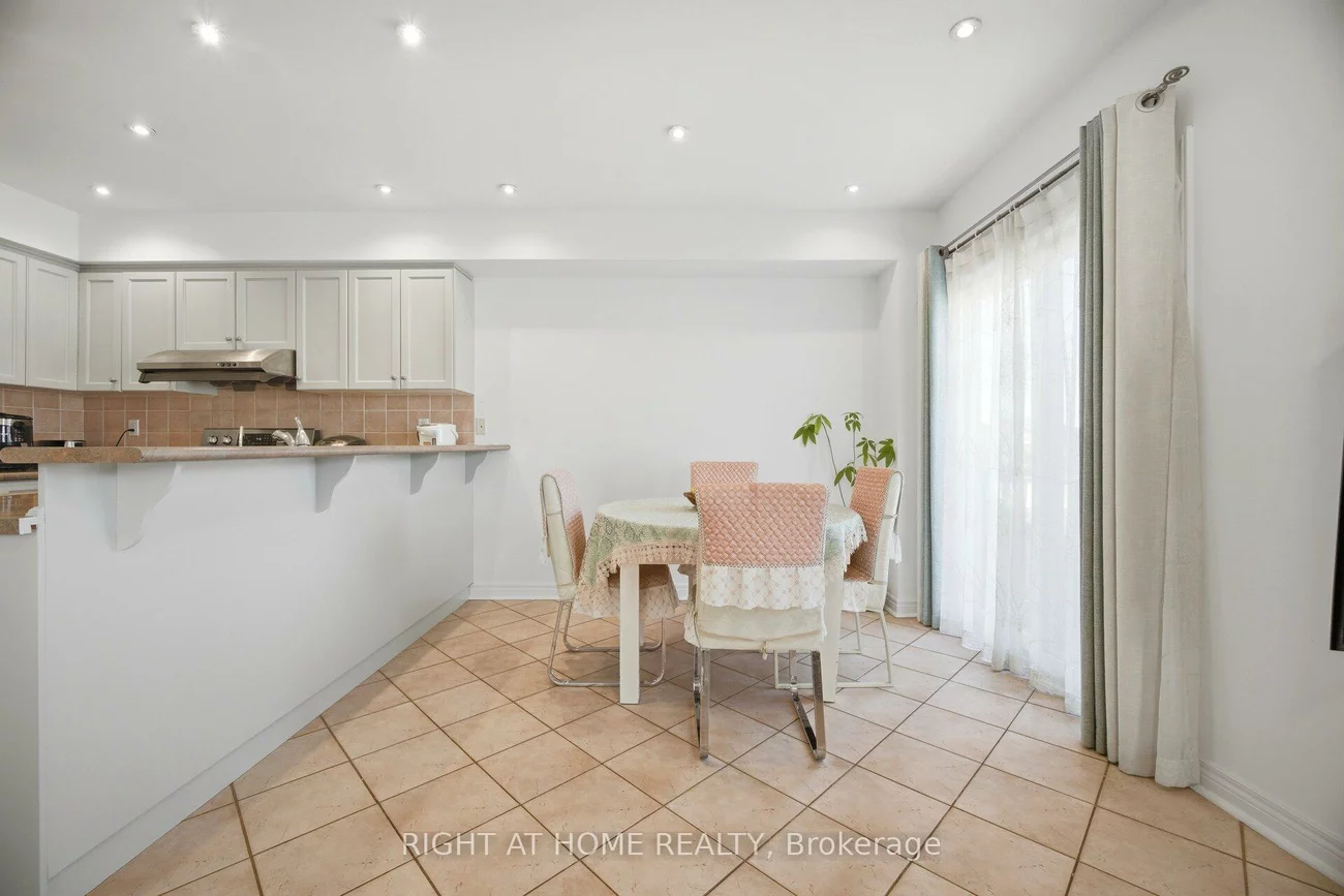 8, Richelieu, Bolton East, Caledon