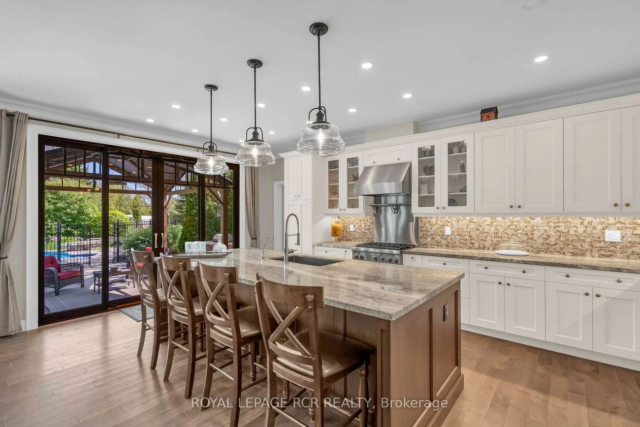 5, Massari, Caledon Village, Caledon