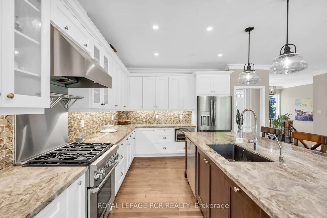 5, Massari, Caledon Village, Caledon