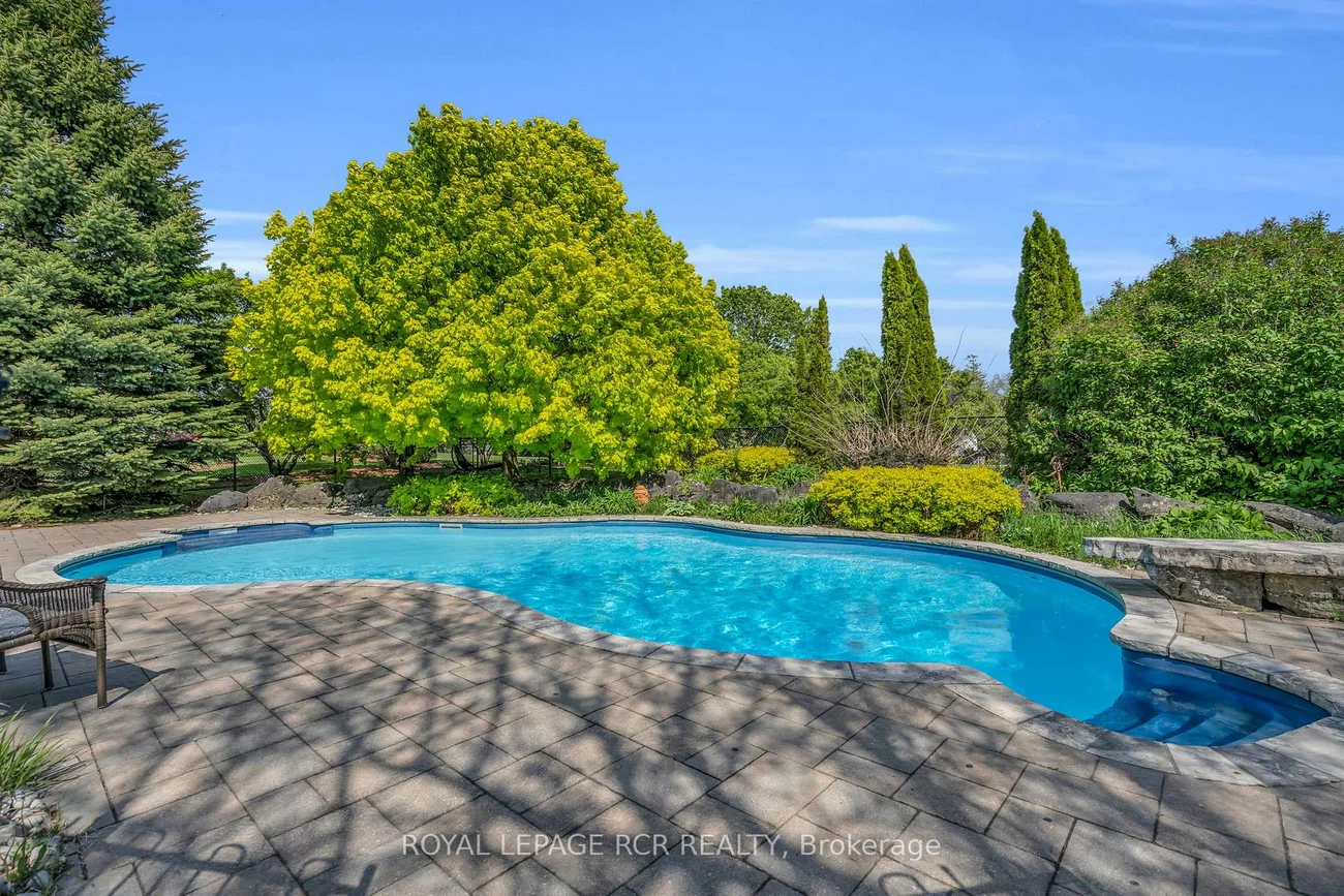 5, Massari, Caledon Village, Caledon