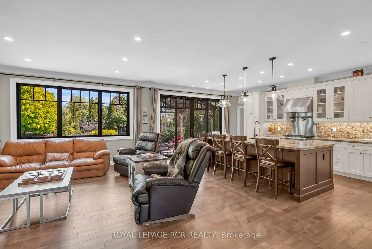 5, Massari, Caledon Village, Caledon