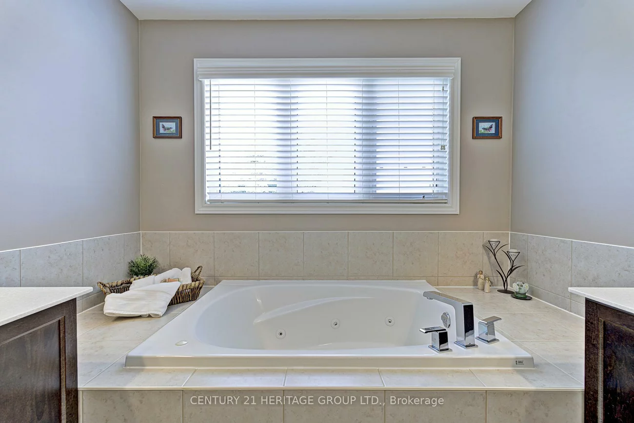 28, Boyces Creek, Caledon East, Caledon
