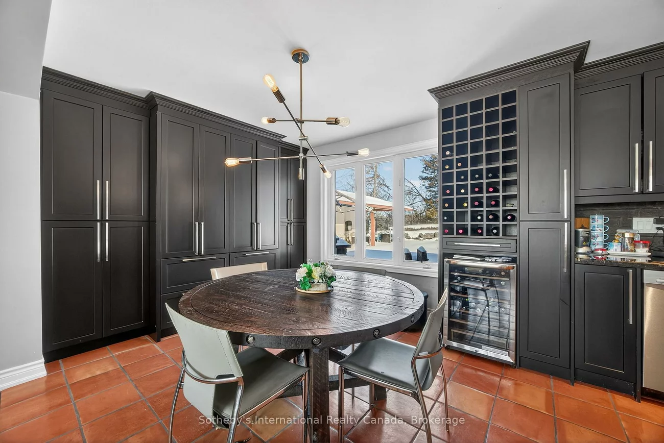 110, Palmer, Palgrave, Caledon