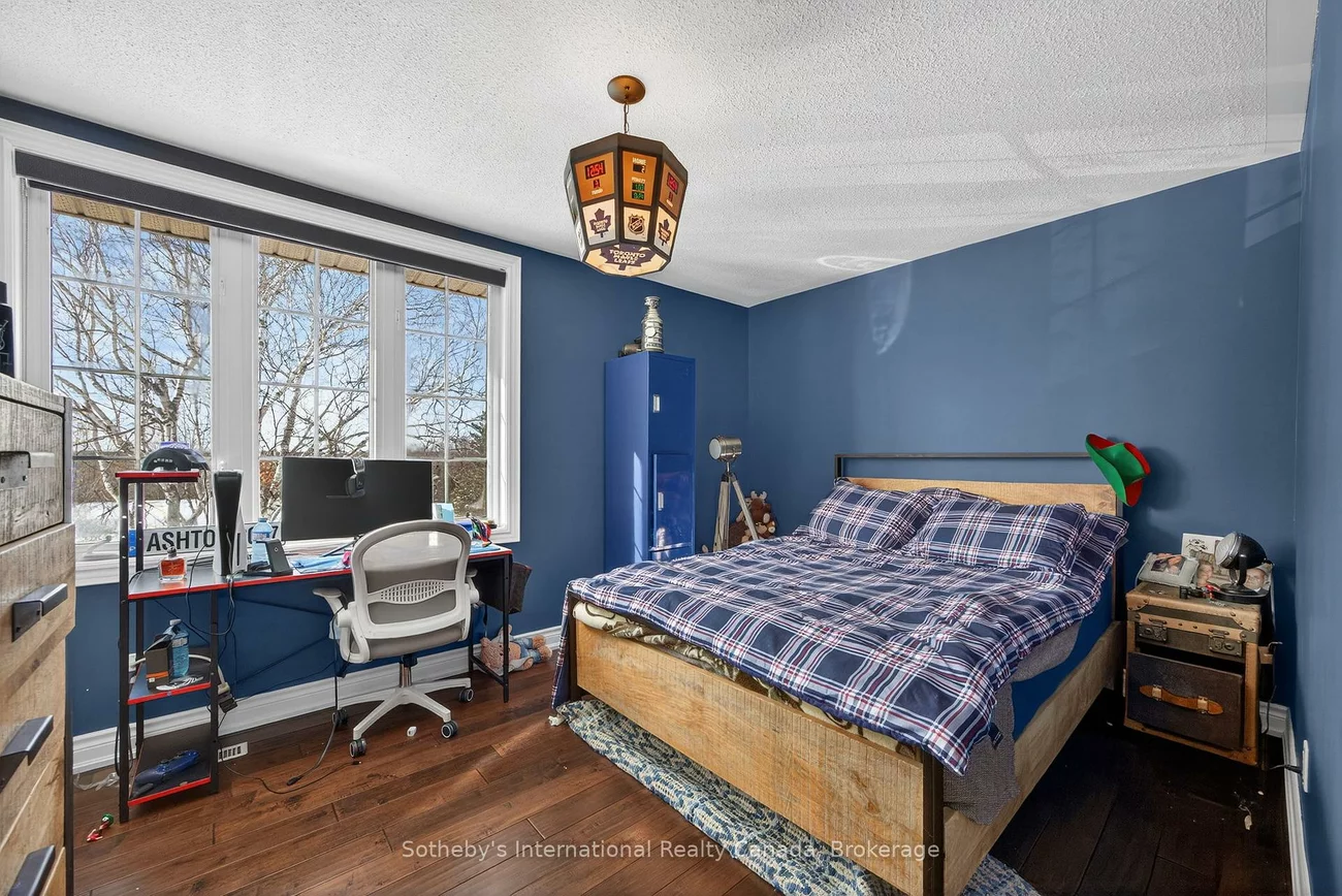 110, Palmer, Palgrave, Caledon