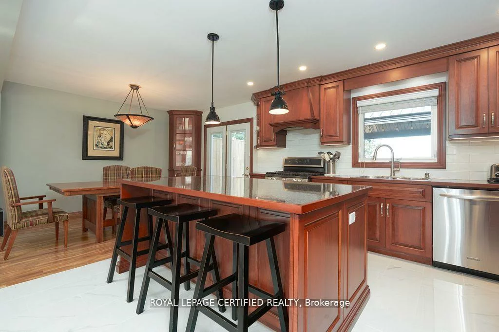 12, Kevinwood, Caledon Village, Caledon