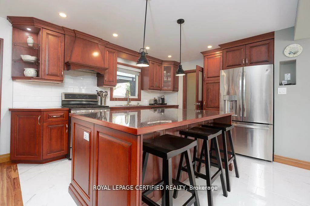 12, Kevinwood, Caledon Village, Caledon