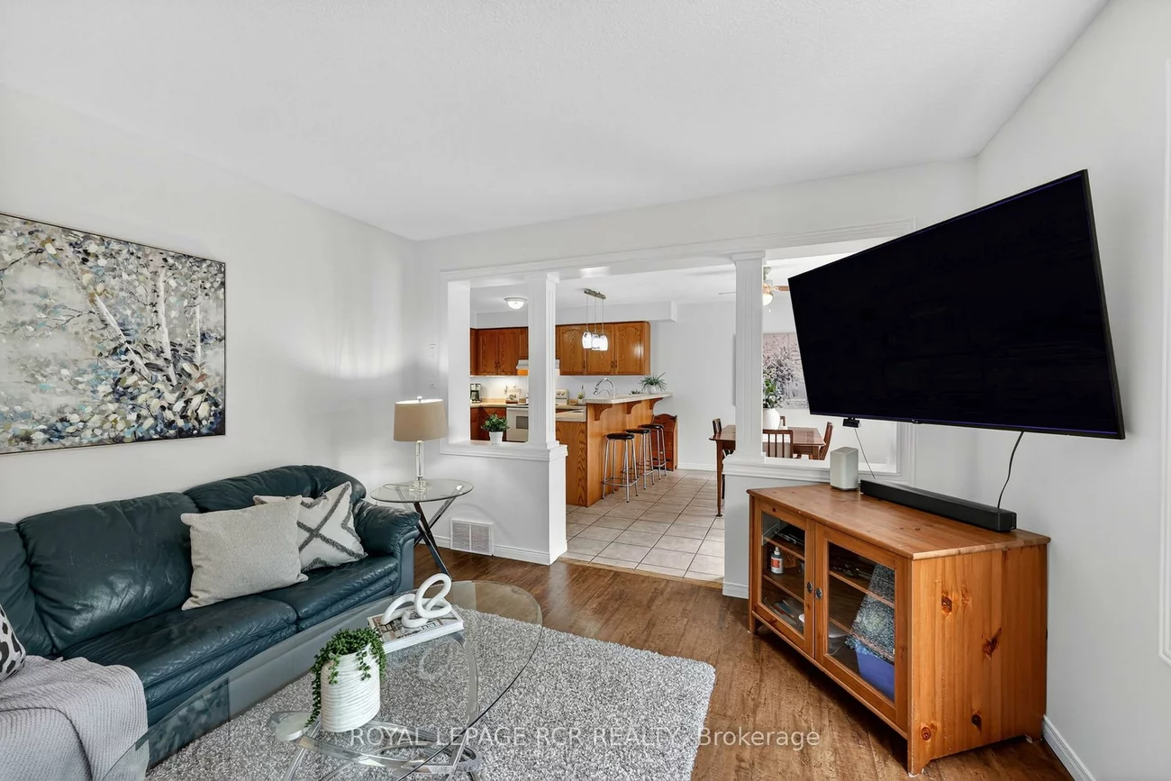 1552, Queen, Alton, Caledon