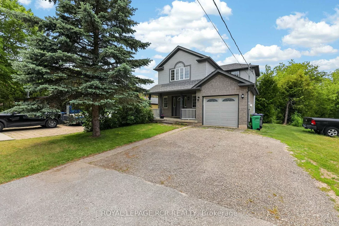 1552, Queen, Alton, Caledon