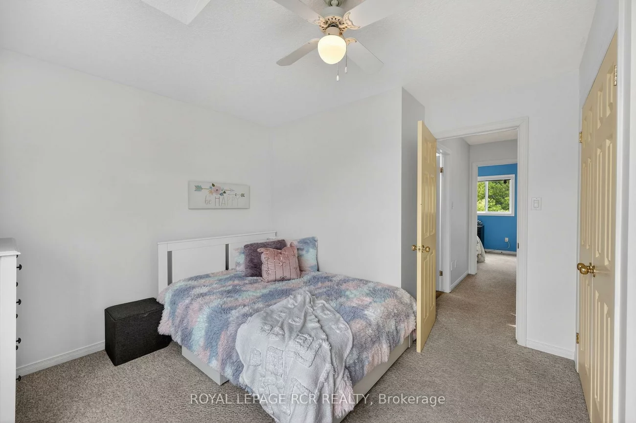 1552, Queen, Alton, Caledon