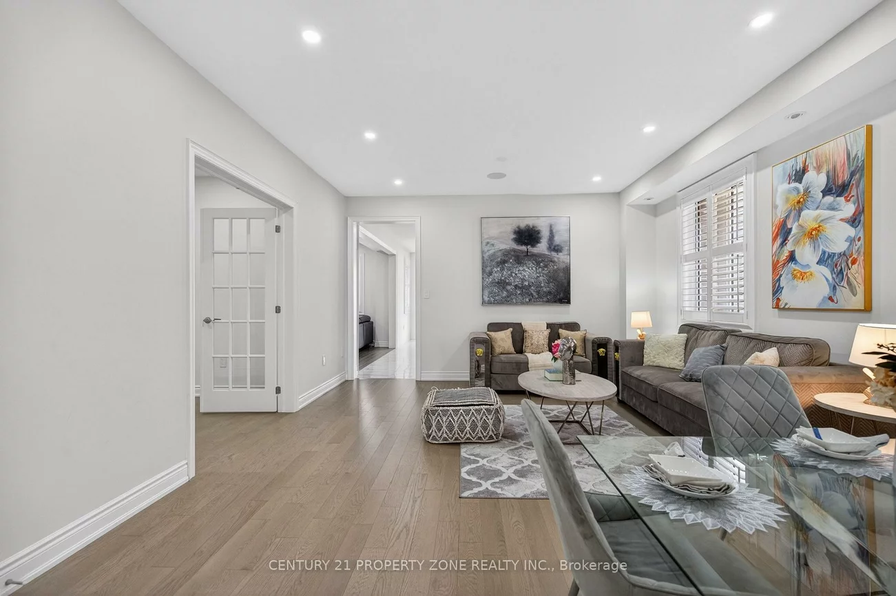 105, Walker, Caledon East, Caledon