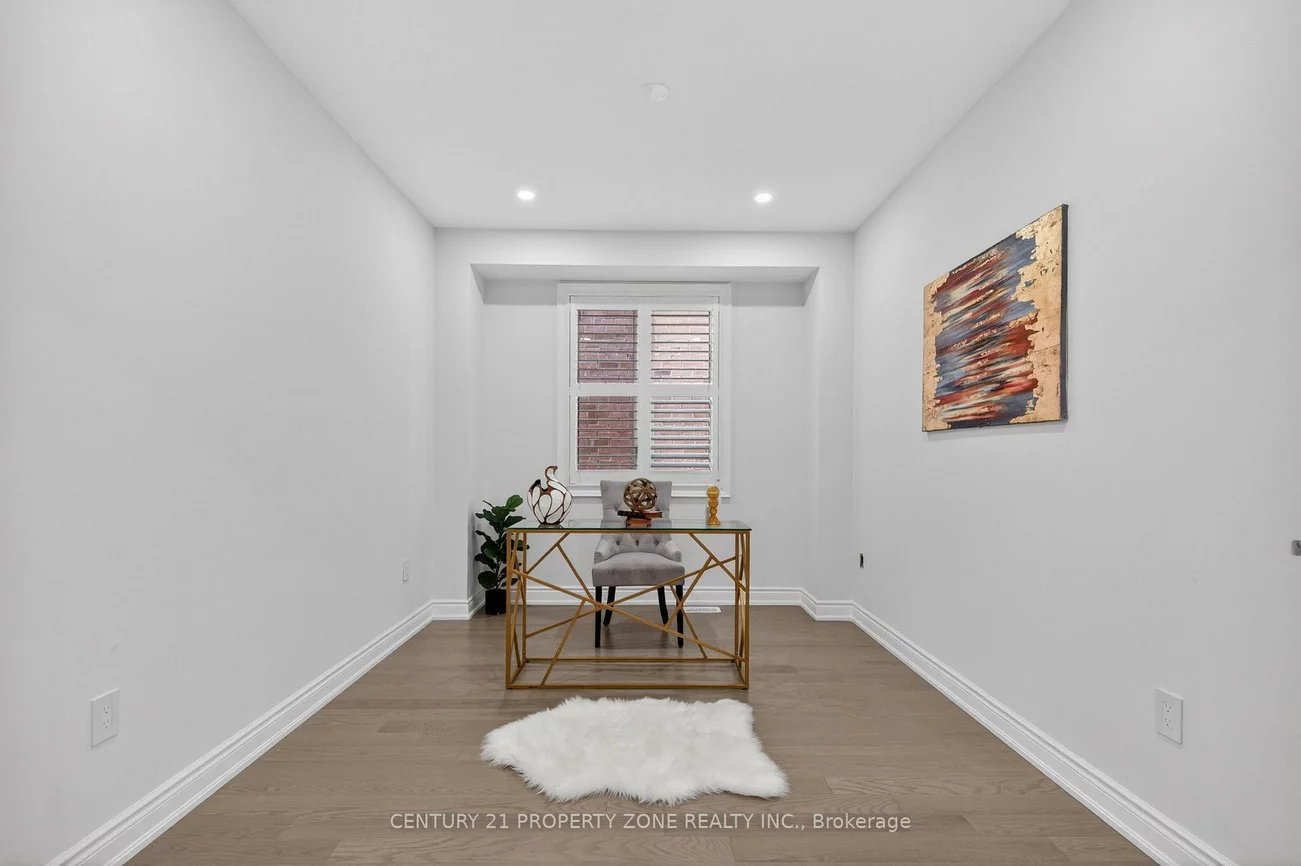 105, Walker, Caledon East, Caledon