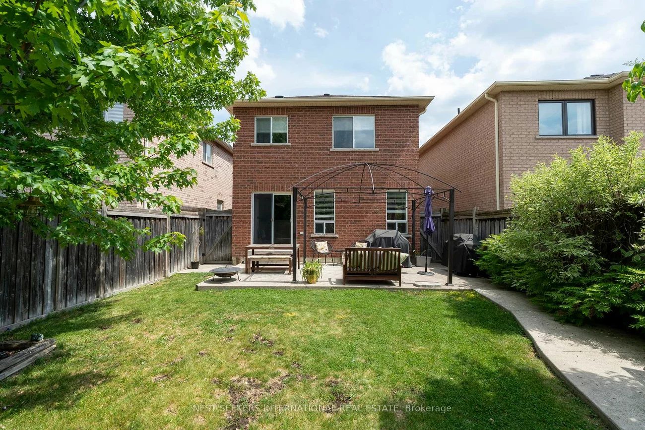 219, Cedargrove, Bolton West, Caledon