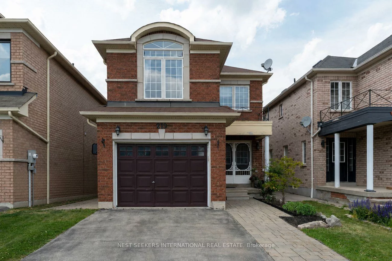219, Cedargrove, Bolton West, Caledon