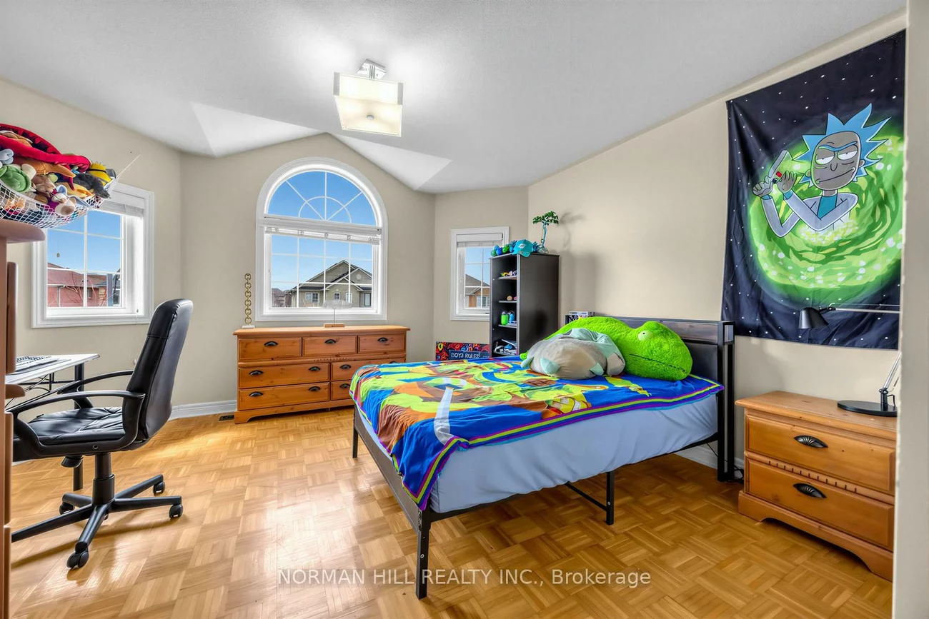 93, Humbershed, Bolton West, Caledon