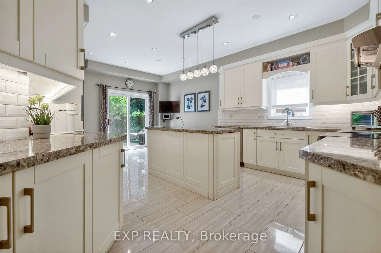 82, Castelli, Bolton North, Caledon