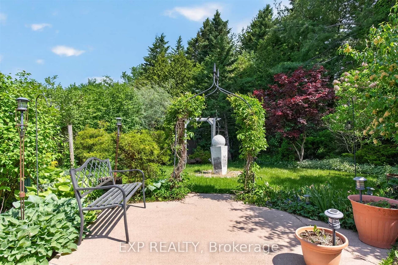 82, Castelli, Bolton North, Caledon