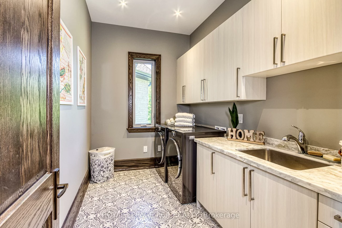 166, Logan, Palgrave, Caledon
