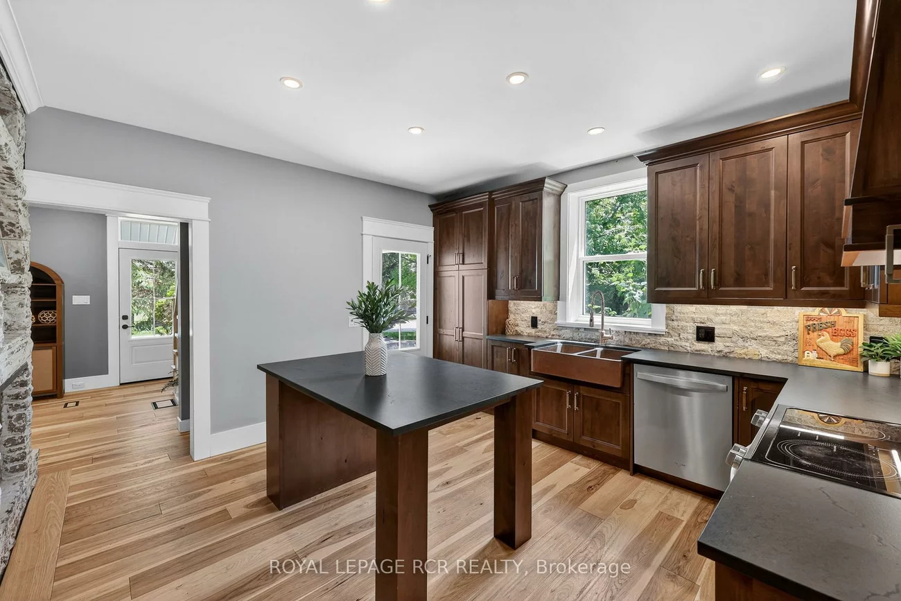 20000, Main, Alton, Caledon