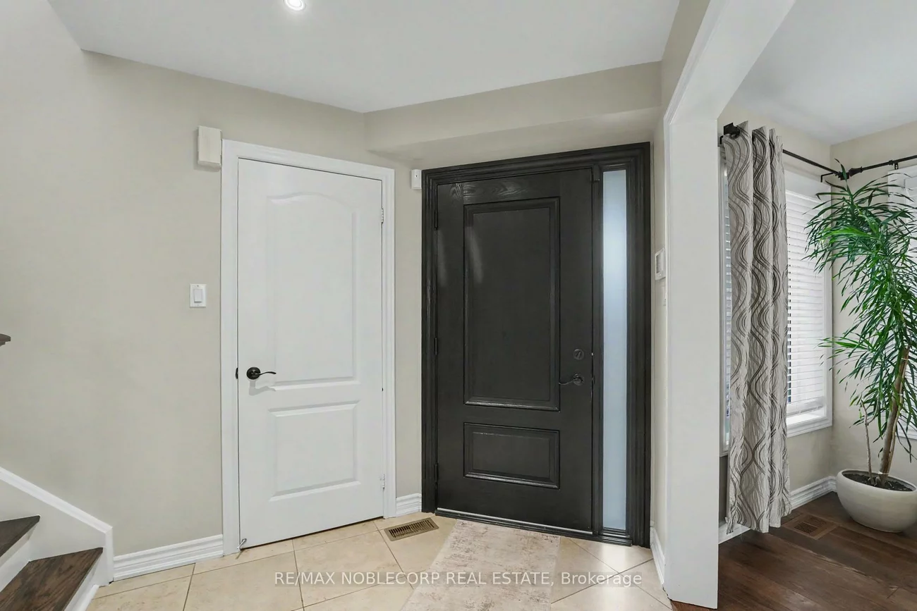 12, Waterbury, Bolton East, Caledon
