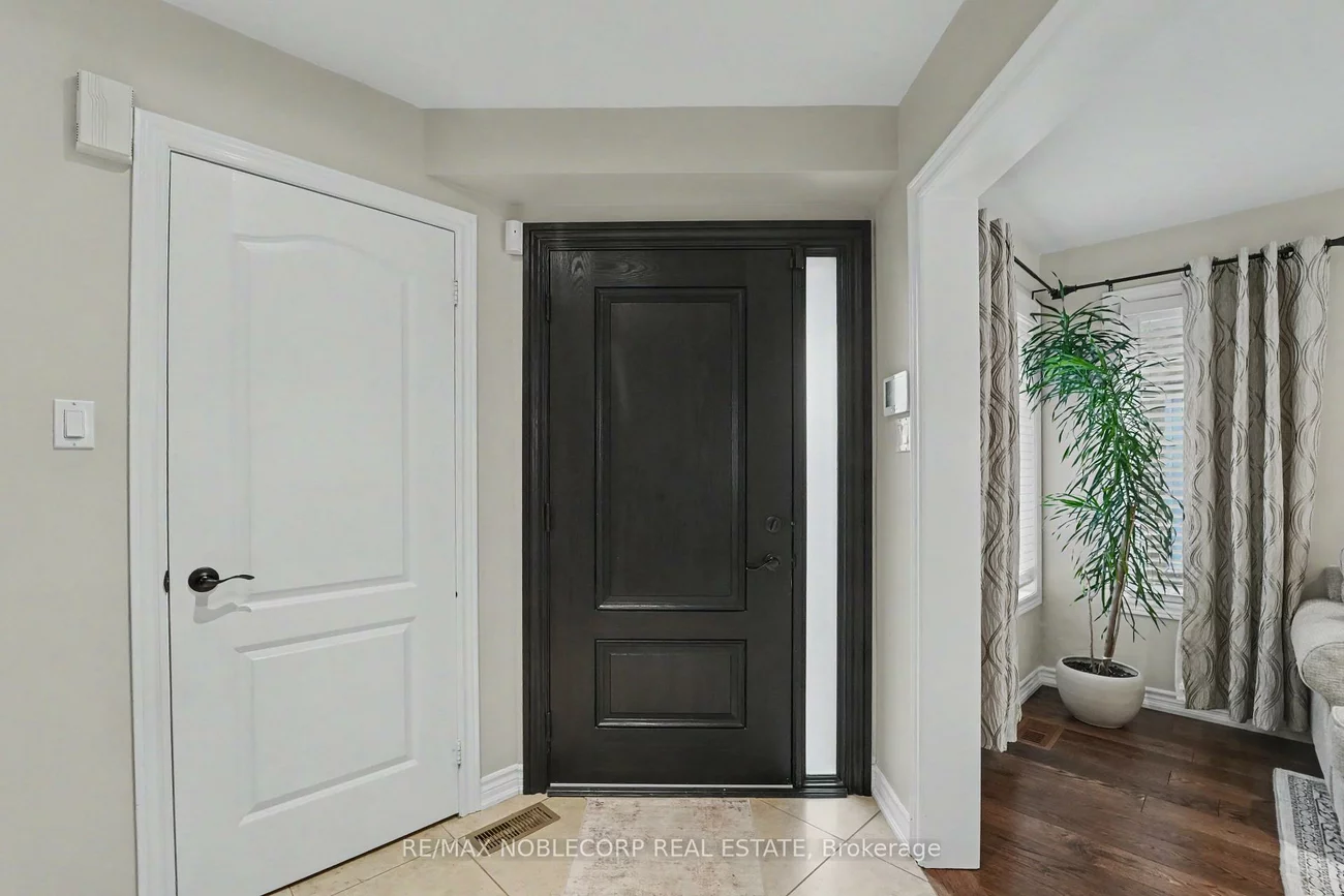 12, Waterbury, Bolton East, Caledon