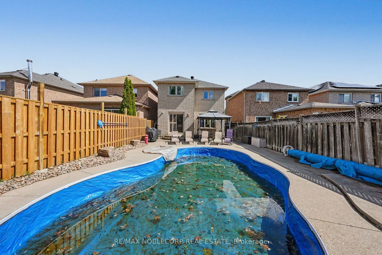 12, Waterbury, Bolton East, Caledon