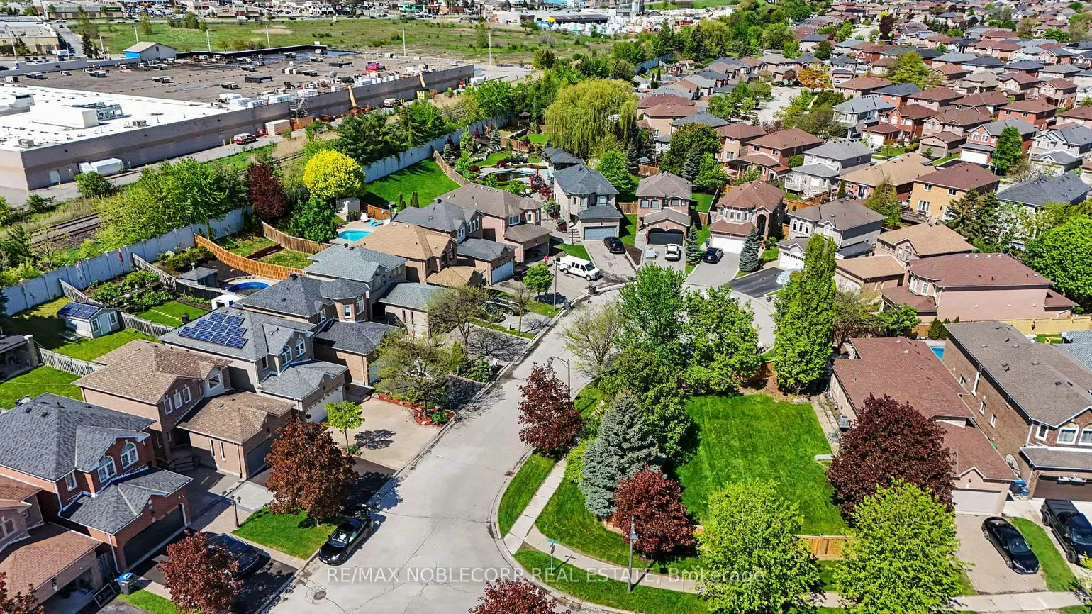 12, Waterbury, Bolton East, Caledon