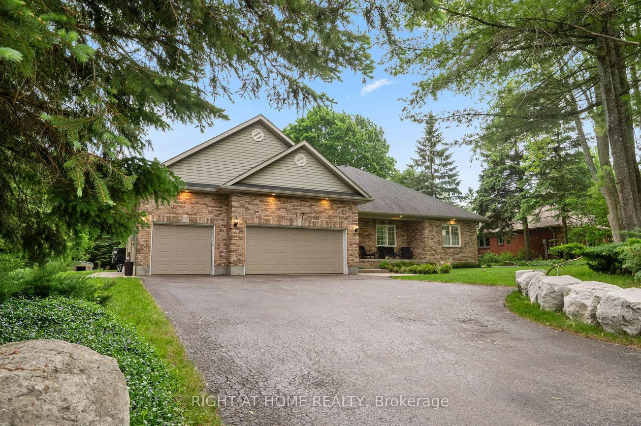17, Alanavale, Caledon Village, Caledon