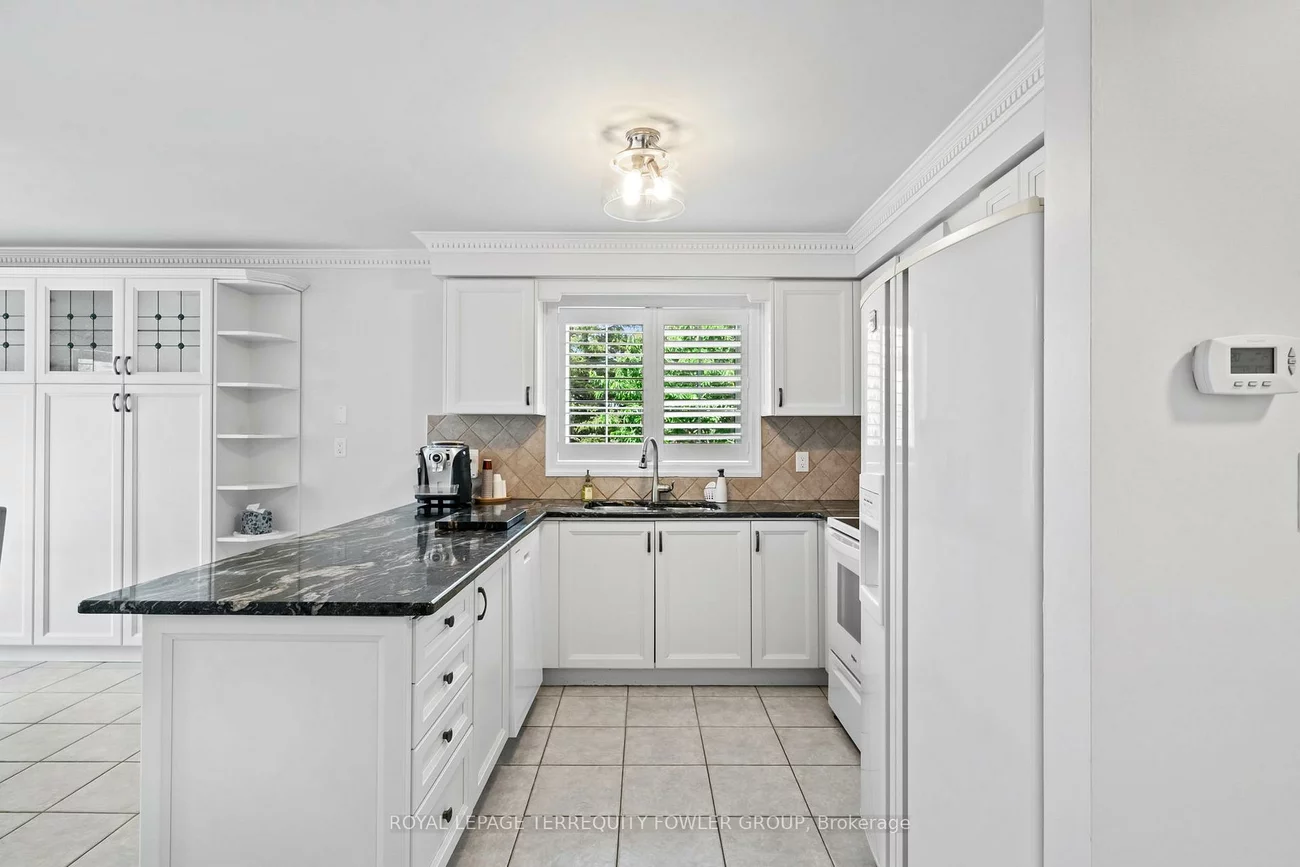 13, Liptay, Bolton East, Caledon