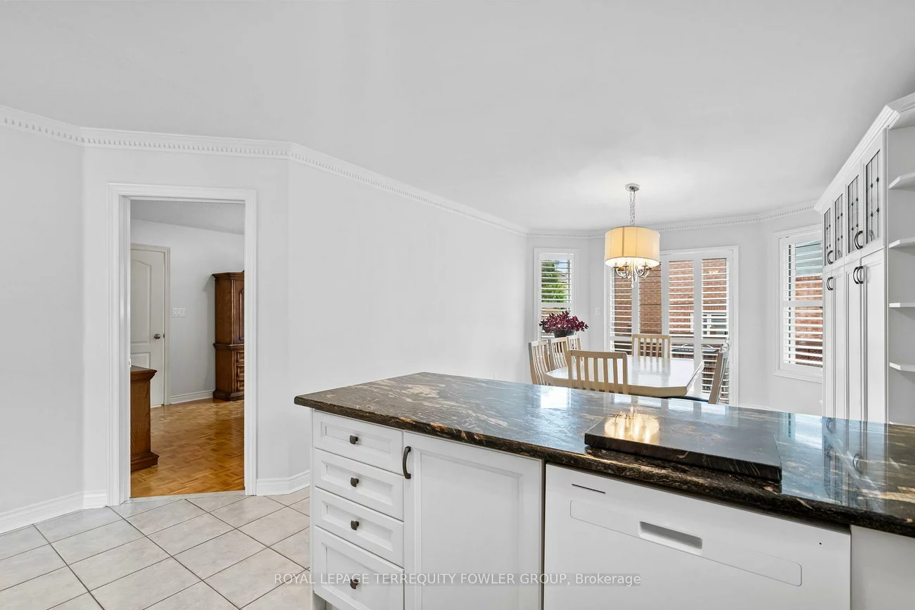 13, Liptay, Bolton East, Caledon