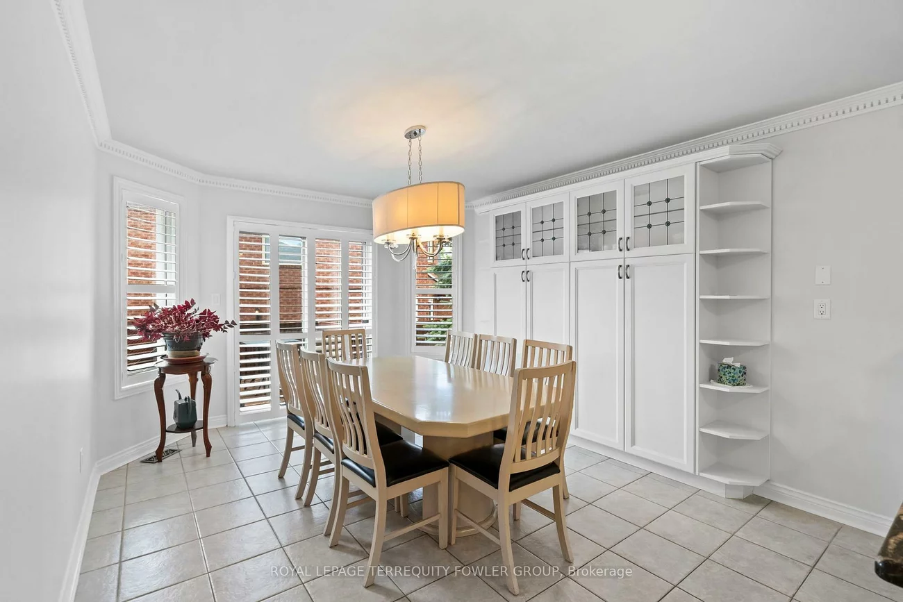 13, Liptay, Bolton East, Caledon