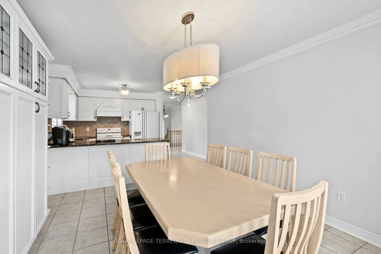 13, Liptay, Bolton East, Caledon