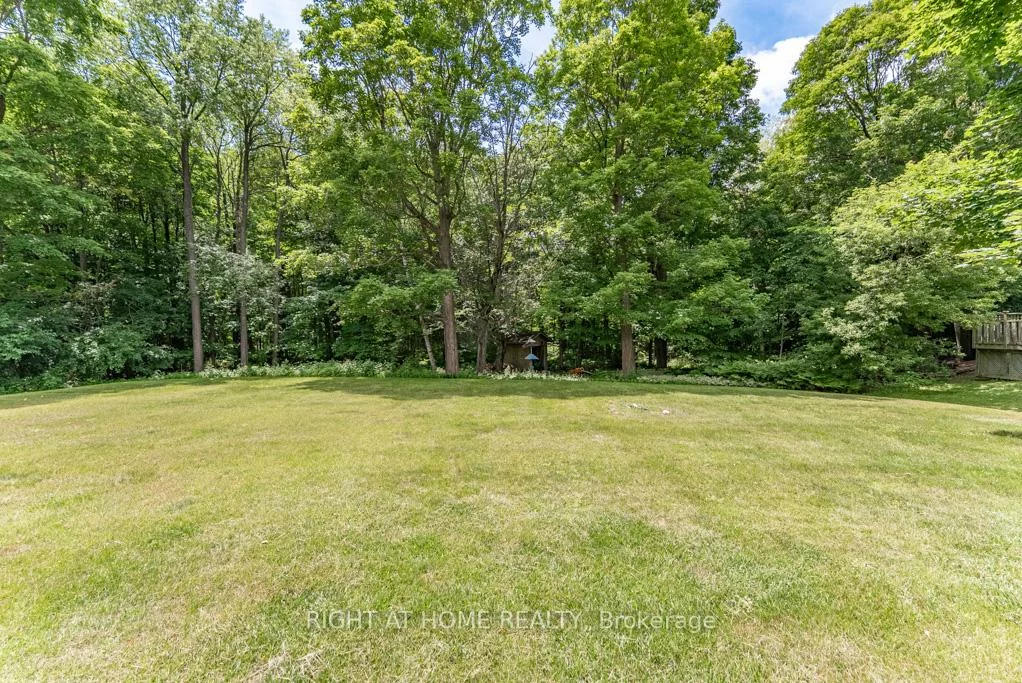 16, Snowberry, Caledon Village, Caledon