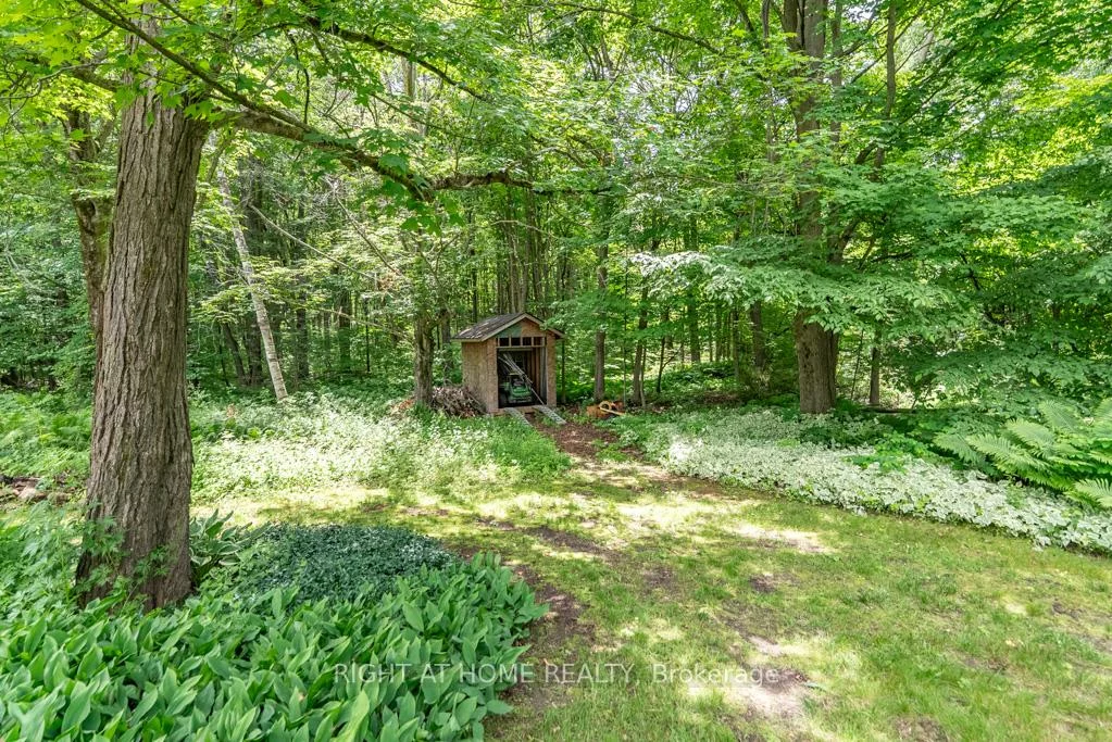 16, Snowberry, Caledon Village, Caledon