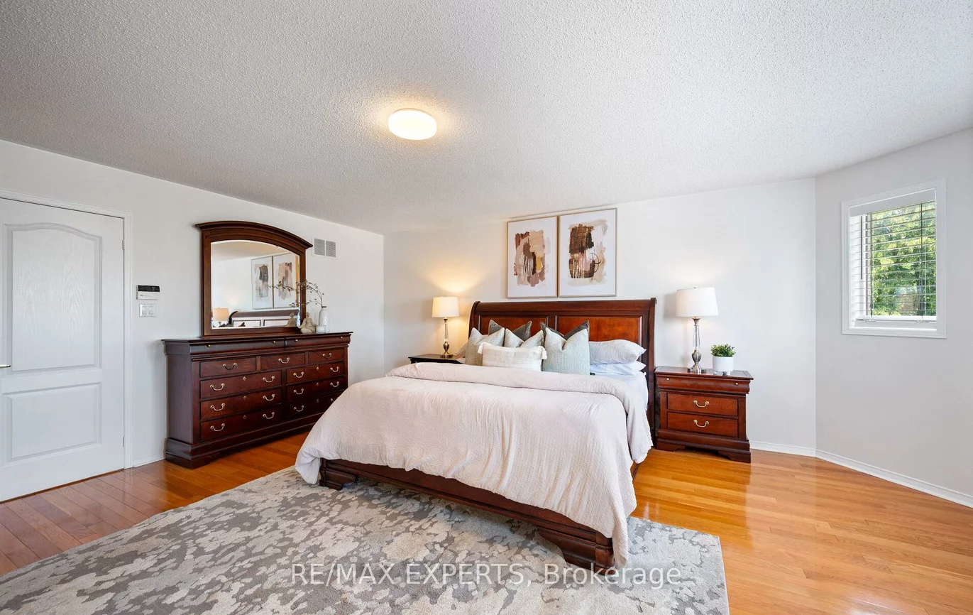 214, Waterbury, Bolton East, Caledon